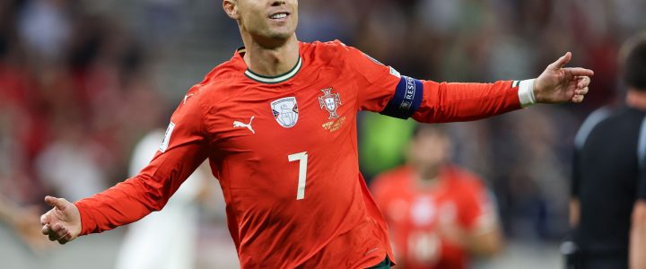 Cristiano Ronaldo: Η Καριέρα ενός Θρύλου! Cristiano Ronaldo: Η Καριέρα ενός Θρύλου!