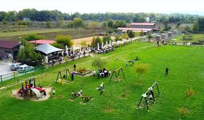 ΦΙΛΟΝΕΙΚΟΣ