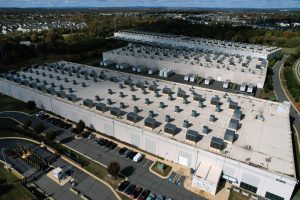 Ένα από τα Mega Data Centers της Amazon στις ΗΠΑ